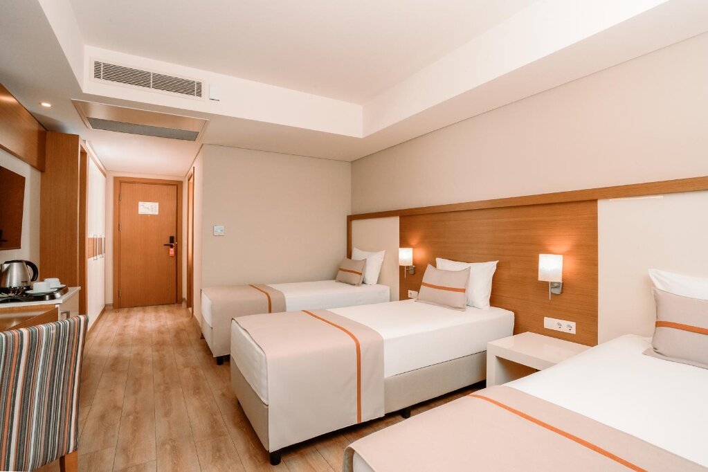 Aile Odası – Deniz Manzaralı 2